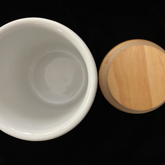 EUC like new Dansk Bistro Small Canister - Picture 3 of 4